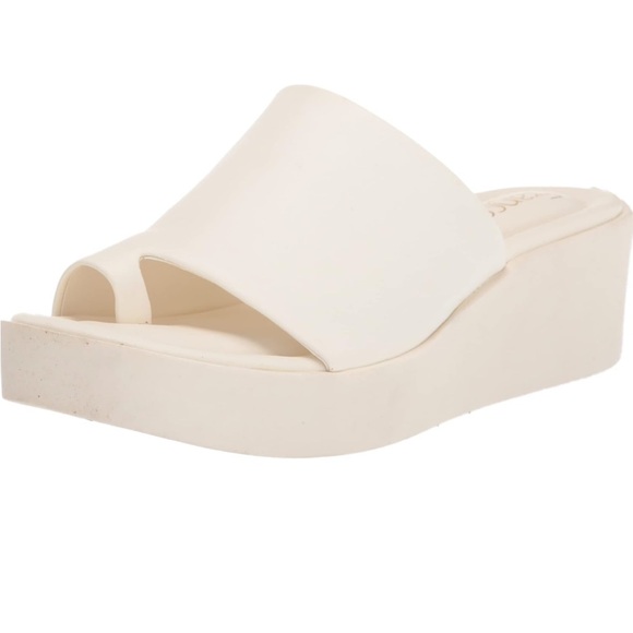 Franco Sarto
Cessa Wedge Sandals Size 9.5 - Picture 1 of 15